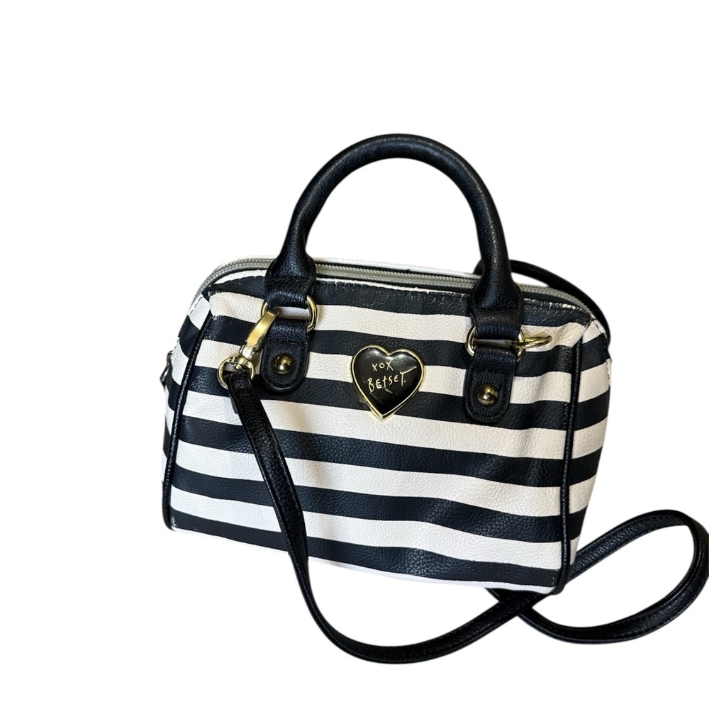 Betsey Johnson coin purse